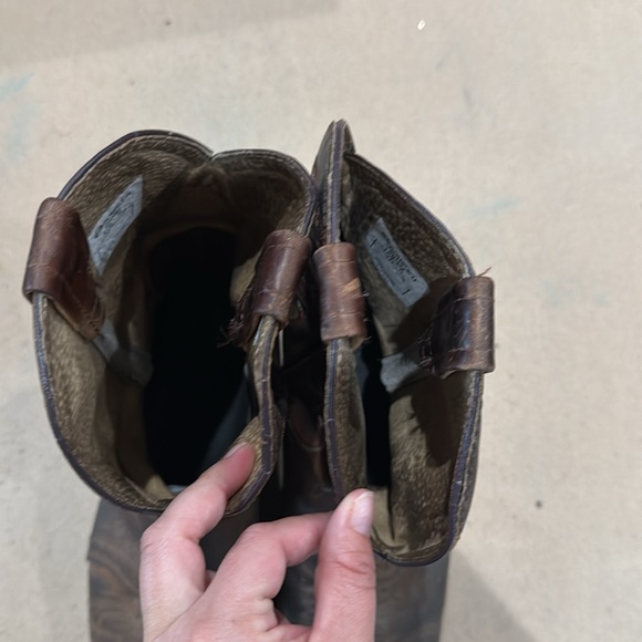 Double H Brown Leather Cowboy Boots with Embroidered Design - Picture 4 of 6